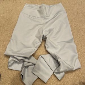 icy dri fit nike leggings 🤍